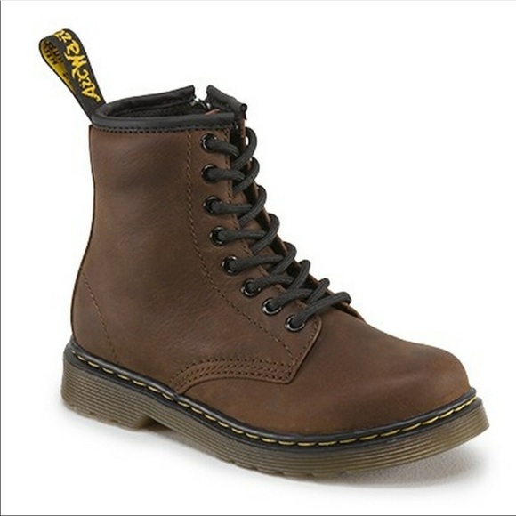 Dr. Martens Delaney Boot Brown Leather Size 1 Kids - Picture 2 of 8